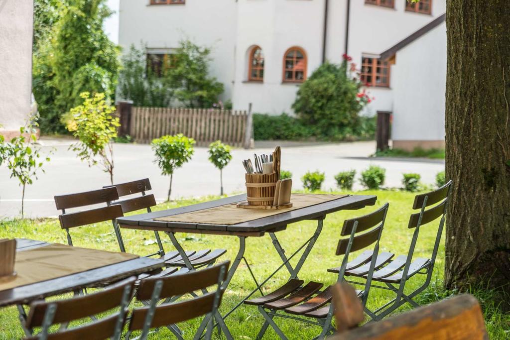 Hoerners Landgasthof Geislingen an der Steige Buitenkant foto